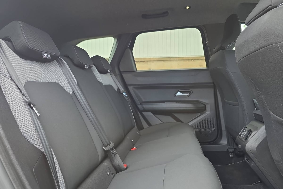 Dacia Bigster — photo 10