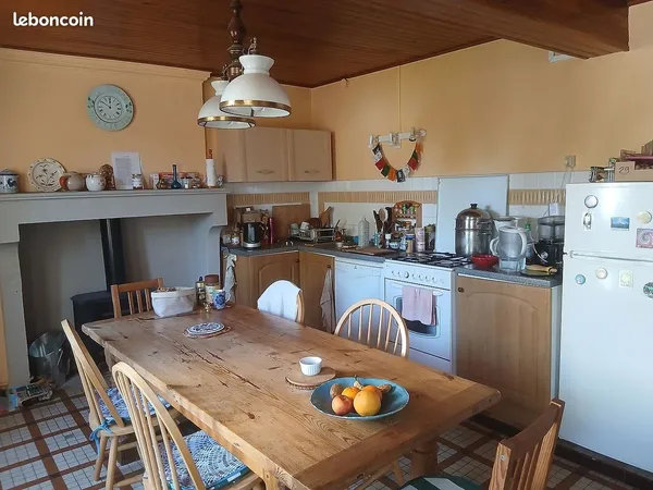 Maison rénovée et lumineuse en campagne - en bordure de village