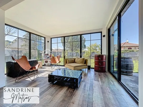 Maison 6 pièces 187 m²