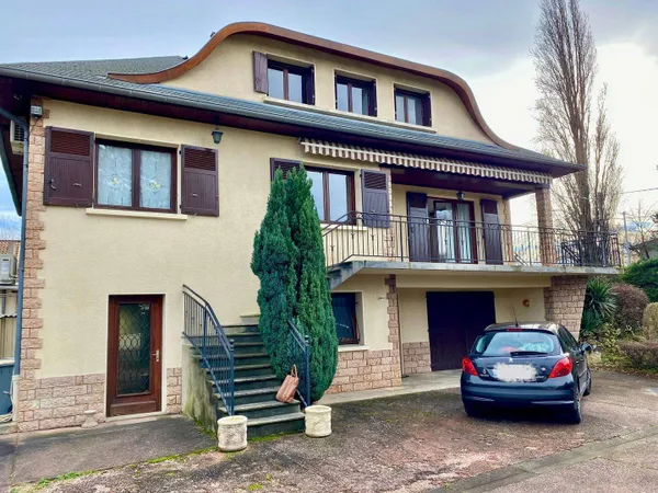 Maison 10 pièces 147 m²