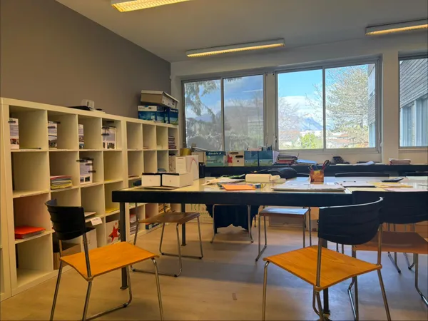 Ensemble de bureaux tertiaire - zone d'activité proche Eybens