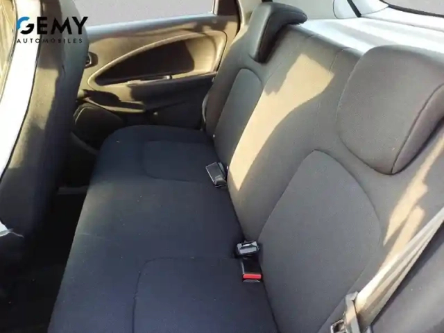 Renault Zoé zoe r110 - my22 — photo 10