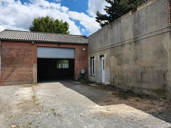 Local d’activité et entrepôt Vente Barlin   120000€