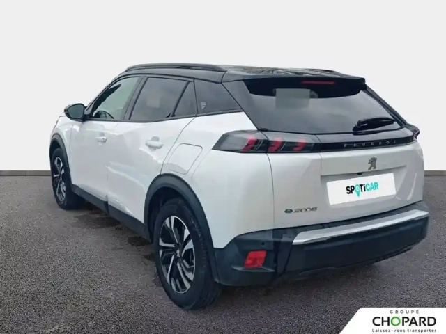 Peugeot 2008 electrique 136 ch — photo 7