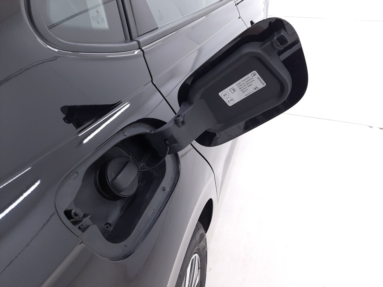 Volkswagen Polo — photo 23