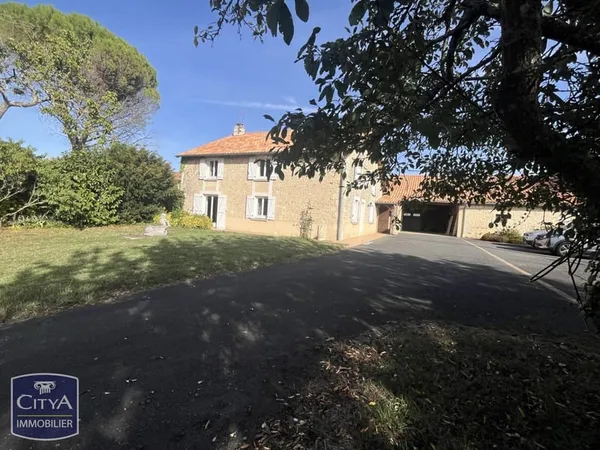 Maison Vente Montamisé 7p 225m² 370000€