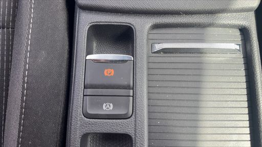 Skoda Octavia 1.5 eTSI 150 DSG7 - Business – 2023 – 156283 km – Hybride essence – Boîte Automatique — photo 22