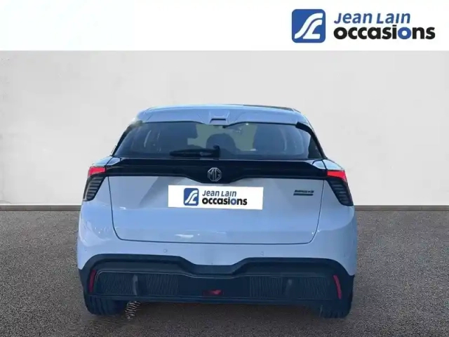 Mg Mg4 electric 51kwh - 125 kw 2wd — photo 6
