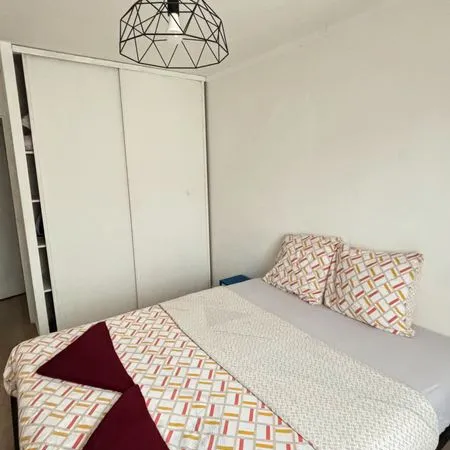 F2 meublé 45 m² - Parking - Évry-Courcouronnes - 810 CC