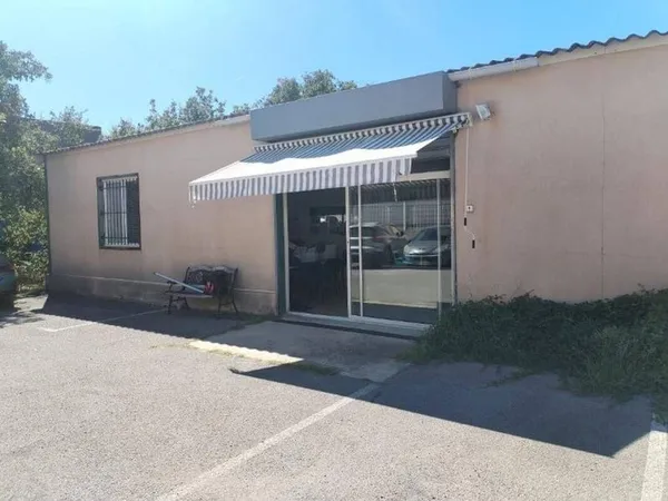 Bureau 219 m²