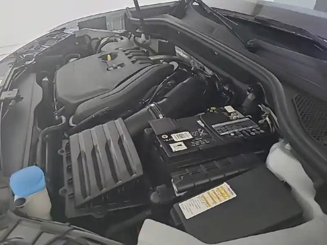 Audi Q2 35 tfsi 150 s tronic 7 — photo 18