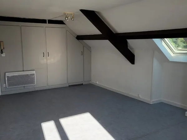 Studio 30 m2 - VANDOEUVRE LES NANCY