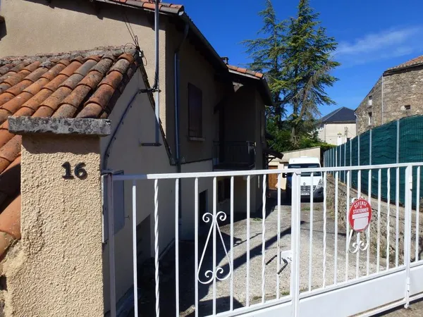 Maison de 65m2 à louer sur L'Hospitalet-du-Larzac