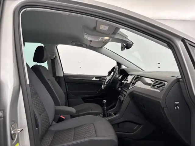 Volkswagen Golf Sportsvan 1.0 tsi 115 bvm6 — photo 29