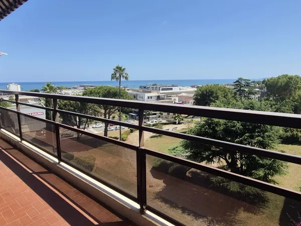 EXCLUSIVITE, Villeneuve Loubet 3 pièces garage et cave en dernier étage