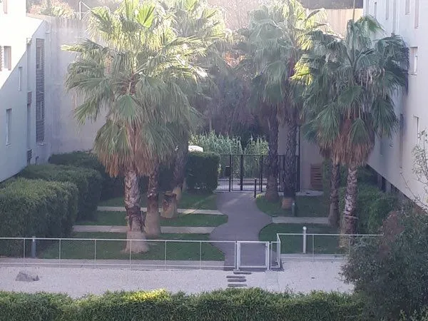 T2 31 m² + terrasse - dernier étage - parking - Montpellier Celleneuve