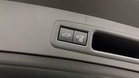 Lexus Ux 250h Luxe 2WD — photo 32