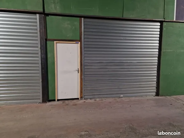 Bureaux a louer locaux garages containeur stockage