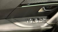 Peugeot 2008 1.2 PureTech 130ch S&S GT EAT8 — photo 18