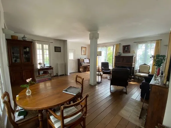 Maison 6 pièces 138 m²