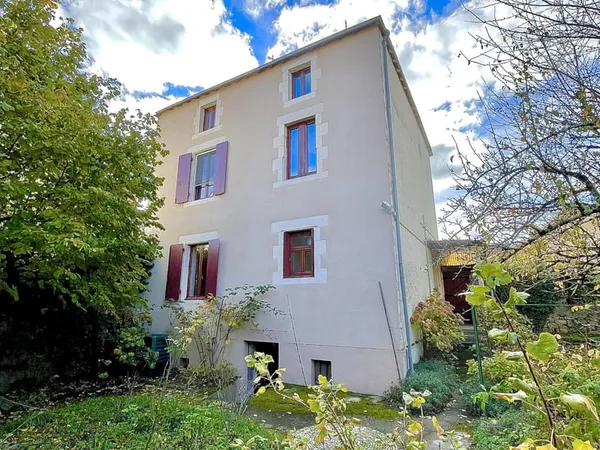 Maison 3 pièces 106 m²
