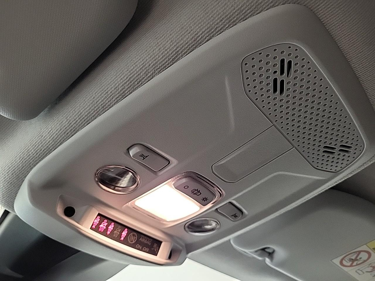 Peugeot 208 puretech 75 s&s bvm5 style — photo 24