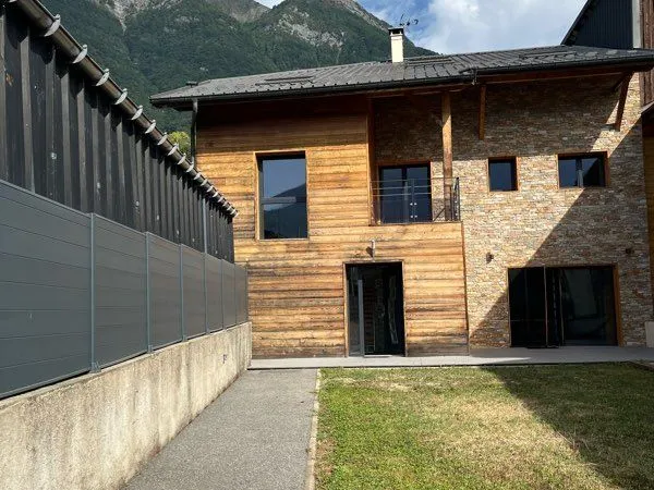 Maison a louer 1280 euros