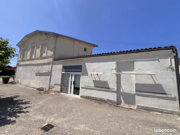 Local 133 m² Arsac