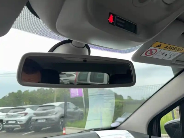 Renault Captur tce 150 fap edc — photo 50