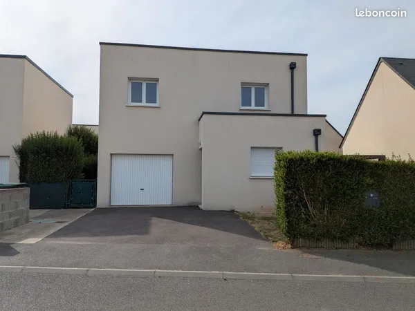 A VENDRE Maison T5 de 78m² - Jardin - Terrasse - Garage