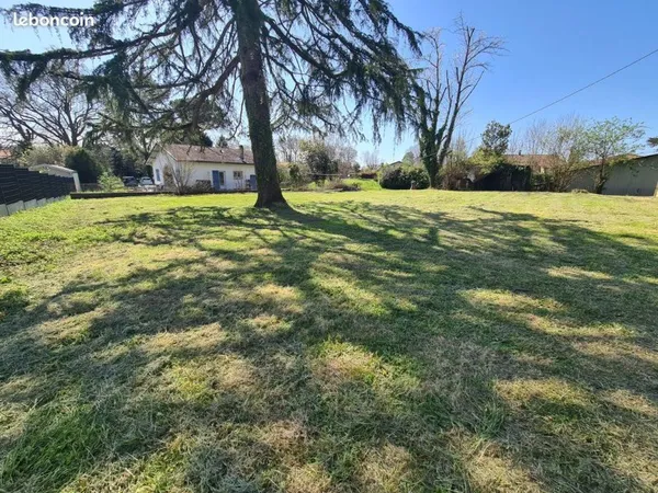 Vente | Terrain | Saint-Martin-de-Hinx 1100m² exposé SUD
