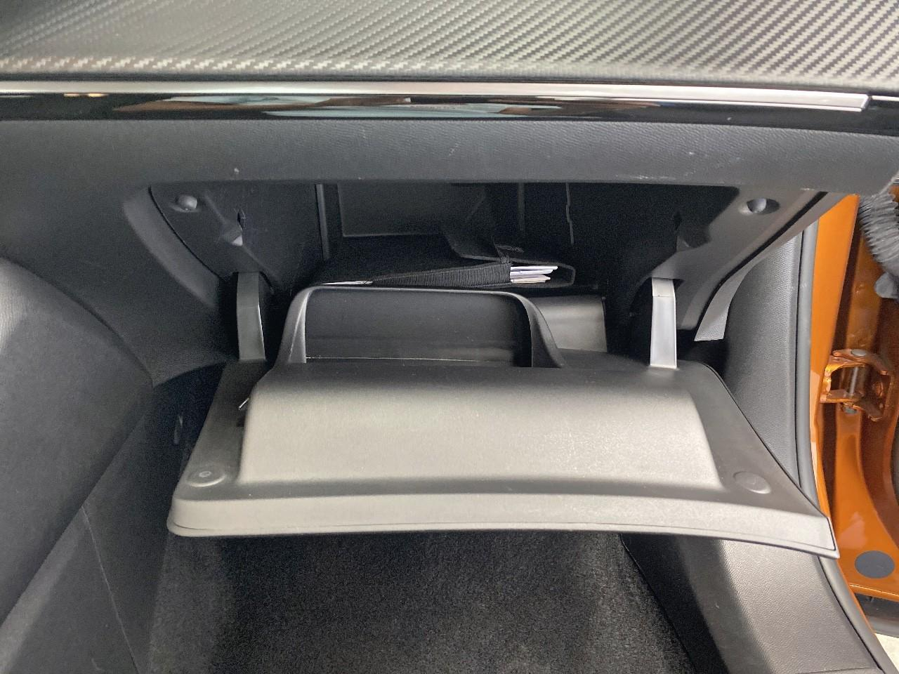Peugeot 2008 puretech 130 s&s eat8 style — photo 27
