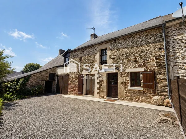 Maison en pierres rénovée avec vie de plain-pied - Dépendances et fort potentiel