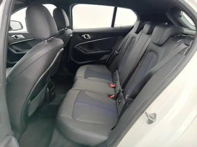 Bmw Serie 1 série 1 118ia 136ch m sport dkg7 — photo 9