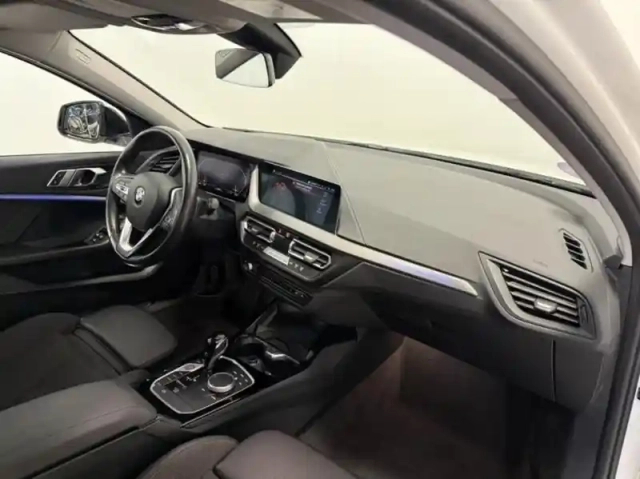 Bmw Serie 1 série 1 118i 136ch edition sport — photo 8