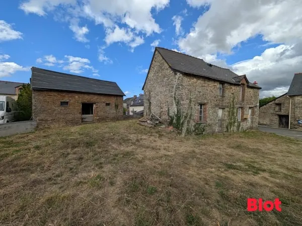 A VENDRE EN EXCLUSIVITE PAR BLOT IMMOBILIER - MAISON A RENOVER - LE SEL DE BRETAGNE