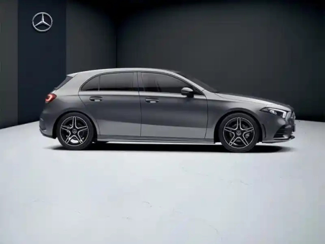 Mercedes Classe A 180 d amg line — photo 17