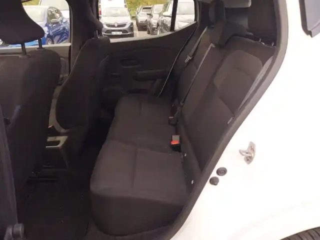 Dacia Sandero sce 65 — photo 39