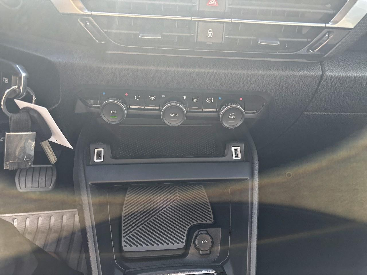 Citroën C4 bluehdi 130 s&s eat8 feel pack — photo 19