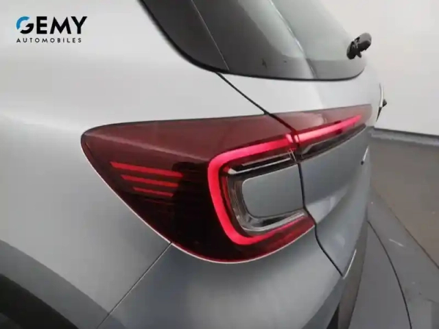 Renault Captur e-tech 145 - 21 — photo 22