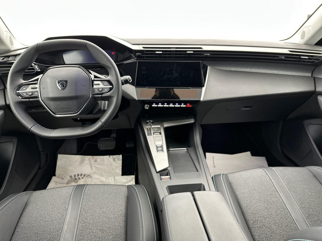 Peugeot 308 hybrid 145 e-dcs6 allure — photo 11