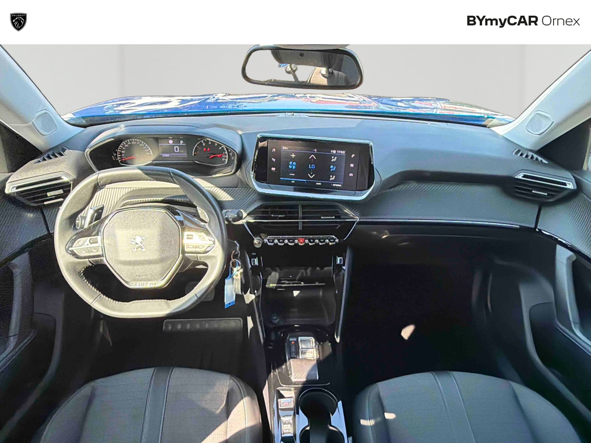 Peugeot 2008 PureTech 130 S&amp;S EAT8 — photo 9