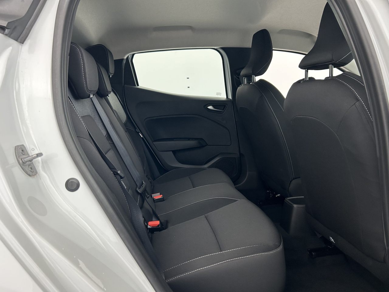 Renault Clio 5 — photo 16