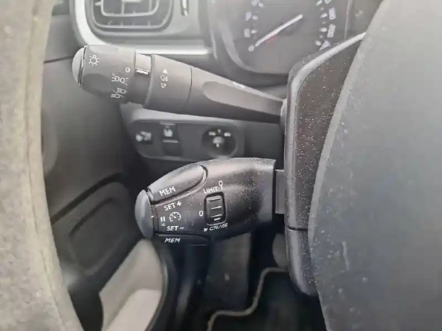 Citroën C3 puretech 83 s&amp;s bvm5 — photo 20