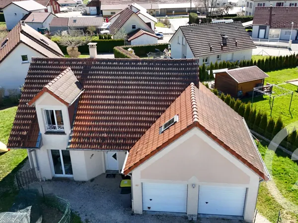 Maison 5 pièces 102 m²