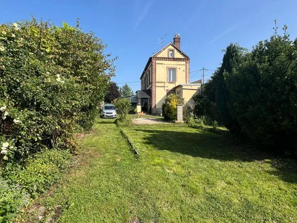 Maison avec jardin plein sud de 400 m² - 2 chambres - Gisors