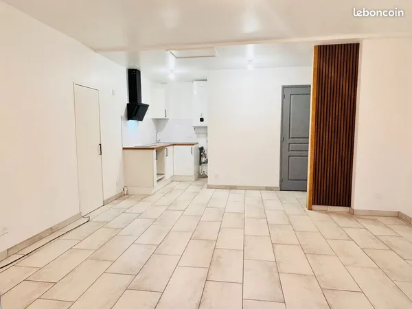 Loue Appartement 1 pièce 28 m²
