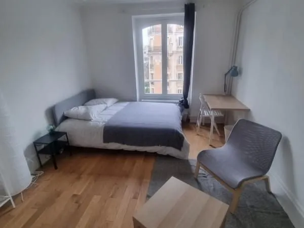 Chambre 1 pièce 20 m²