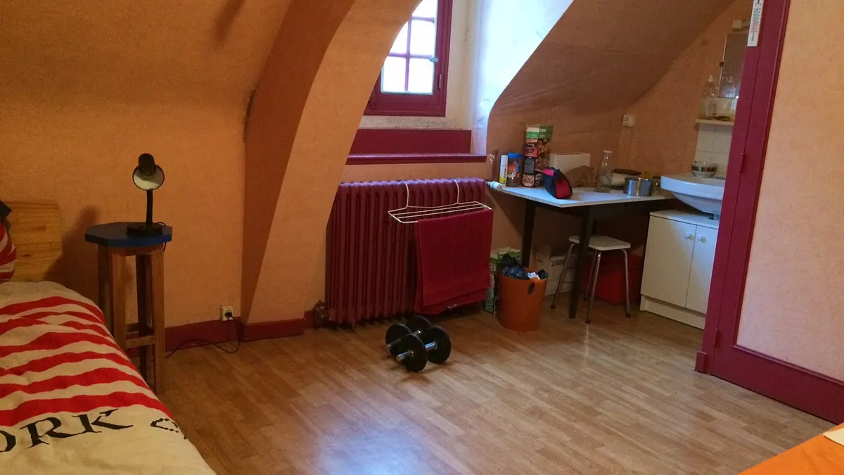 Photo 1