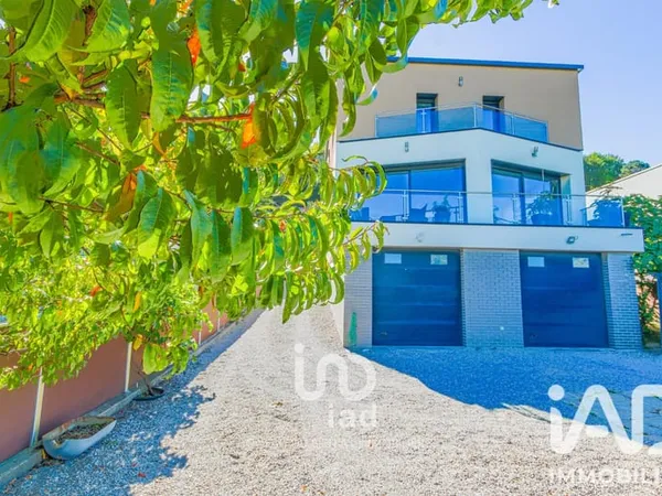 Maison 6 pièces 145 m²